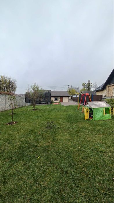 Купуй та переїжджай! Будинок з ремонтом на 16 сотках в м.Буча