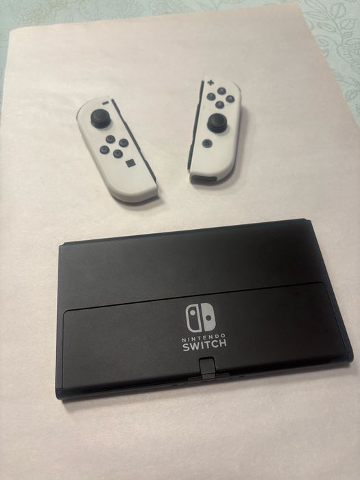 Nintendo Switch OLED Model
