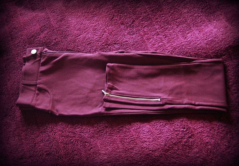 Calças (tipo leggings) em Bordeaux