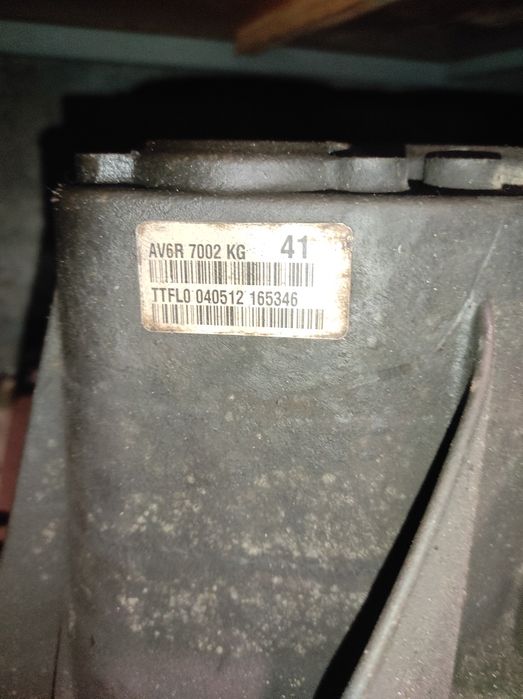 Volvo V50  6 Ступка КПП в розборі 1,6 hdi коробка Ford C-Max Focus 3