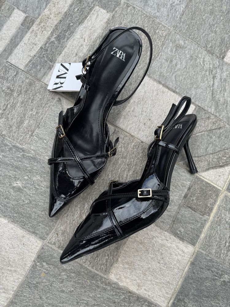 Чорні туфлі слінгбеки zara 39