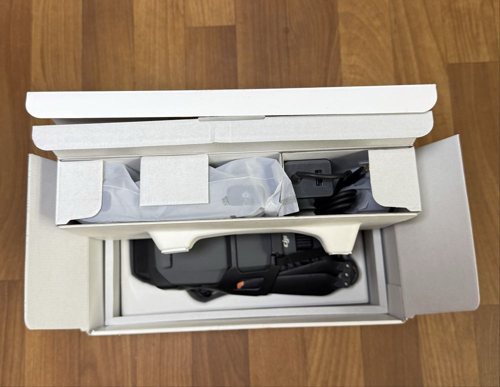 Дрон Dji mavic 3pro комплект Б/У