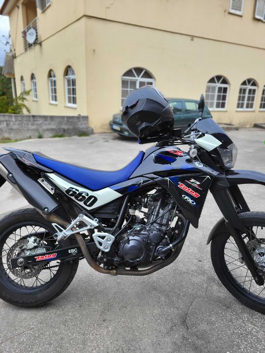 YAMAHA XT 660 Ano 2013