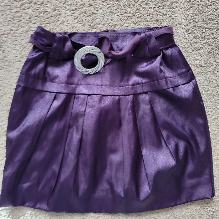 Sprzedam spódnicę 135