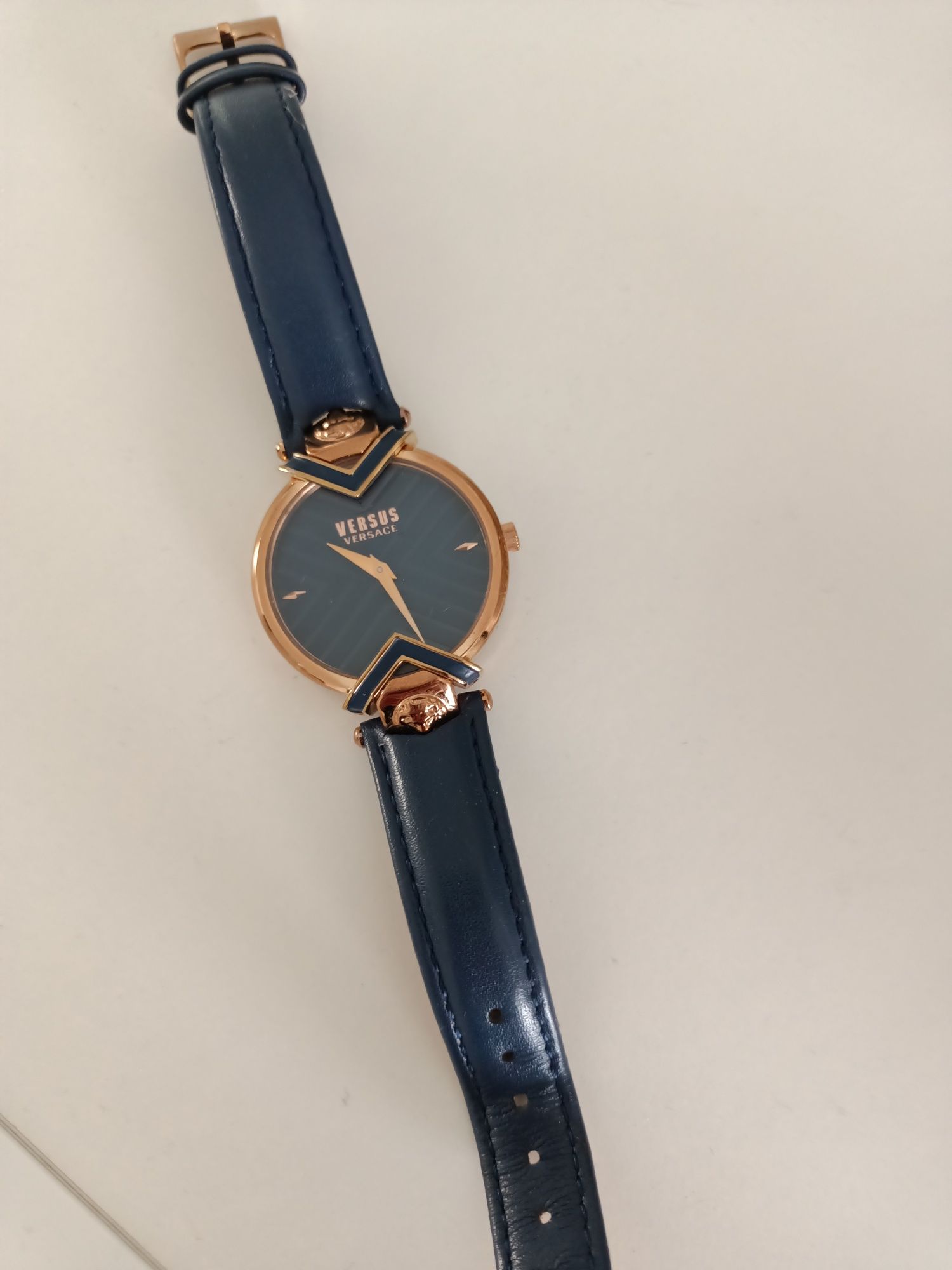 Zegarek damski Versace Versus