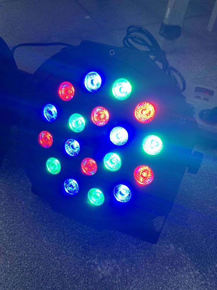 10 projetores dmx 18 leds