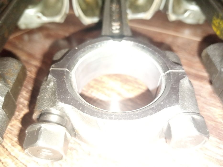 Поршні Suzuki gsx750f katana