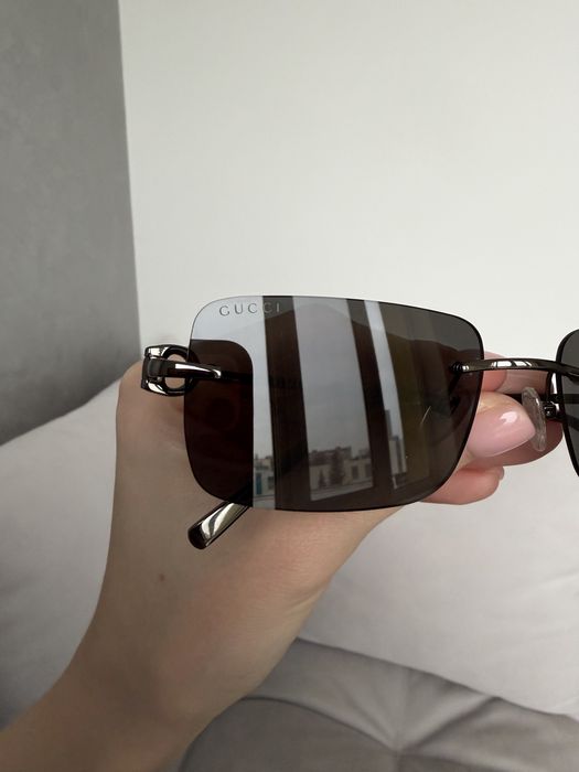 Люксова модель сонцезахисних окулярів GUCCI GG1703S 001 GREY