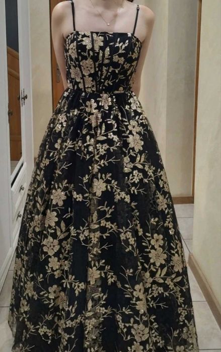 Sukienka długa balowa, studniówka