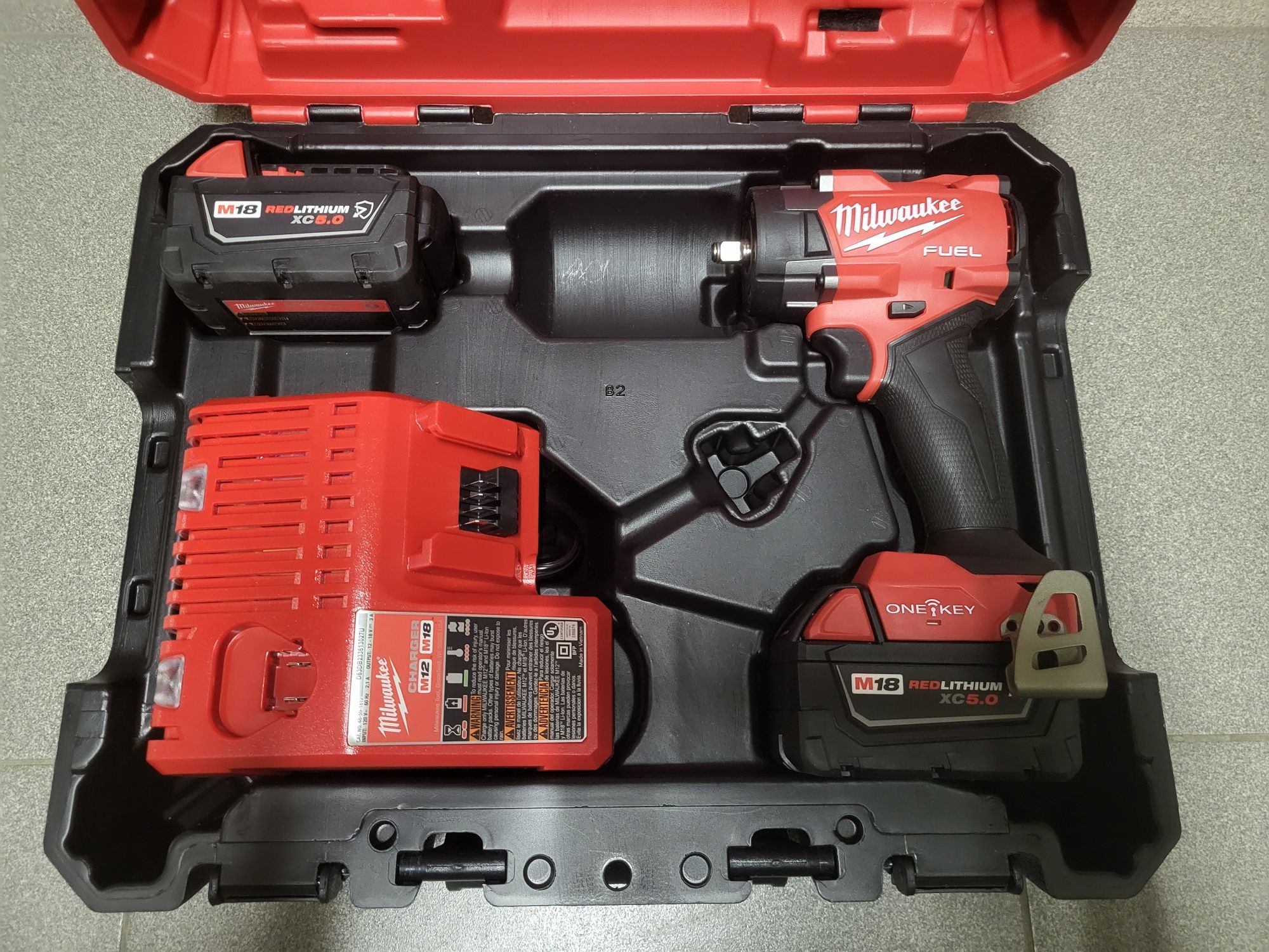 Milwaukee 3060 M18 ONEFIW2FC12-0X гайковерт динамометричний