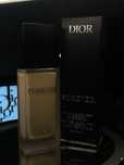 podklad od marki DIOR