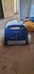 Robot limpeza piscinas