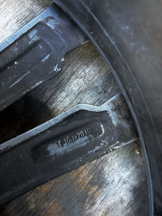 Felga aluminiowa BMW  X5 X6 F15 F16 5x120 R20