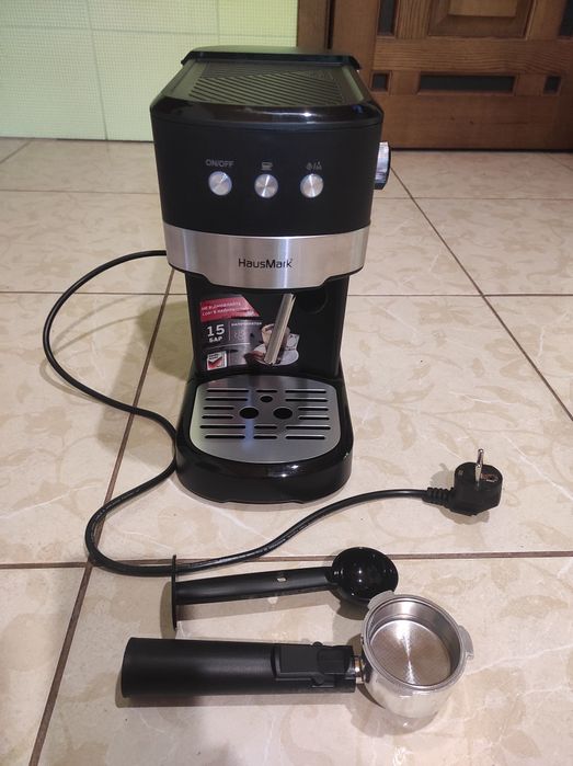 Кавоварка ріжкова HausMark CM8502D-GS