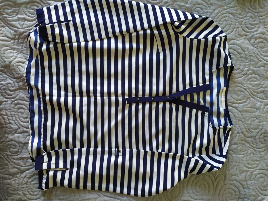 Bluzka w marynarskim stylu Reserved 38 w paski