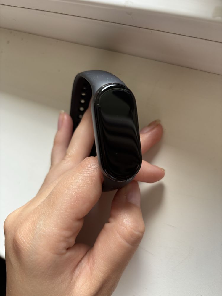 Продам Xiaomi Mi Band 9