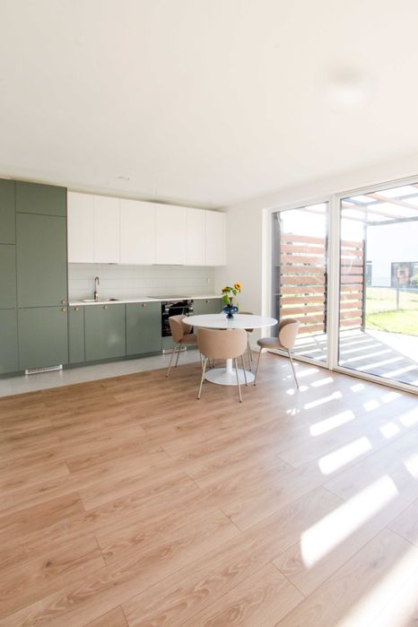 Wykończony wew. nowy dom + ogród + garaż + rekuperacja + pompa Samsung