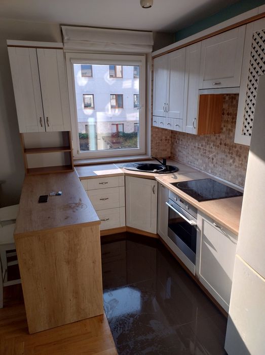 Sprzątanie mieszkań i domów lokali mycie okien po wynajmie i remoncie