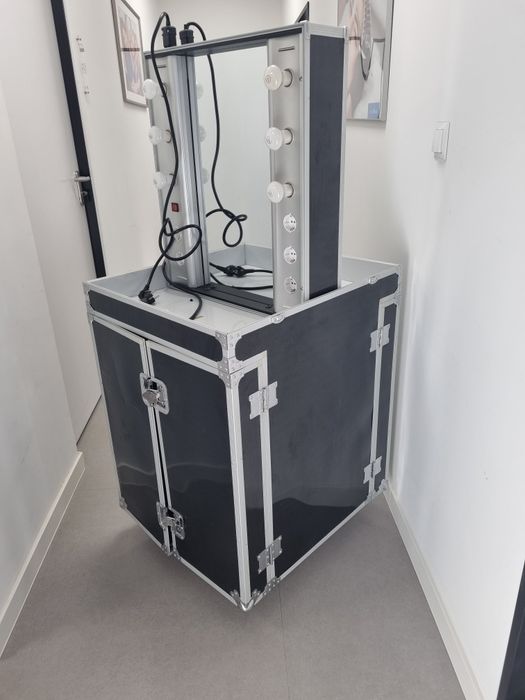 Toaletka stanowisko do wizażu