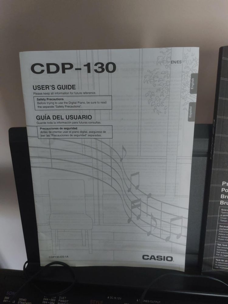 Keyboard yamaha EZ-220 +stojak, +stopka, +pedał