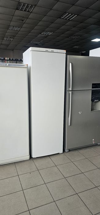 Морозильна камера Miele