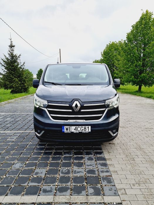 Wynajem busa 9-osobowego