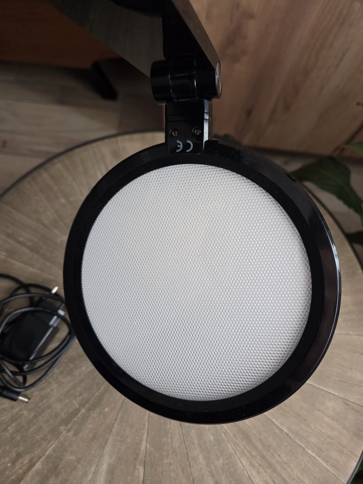 Lampka  na biurko nowa led