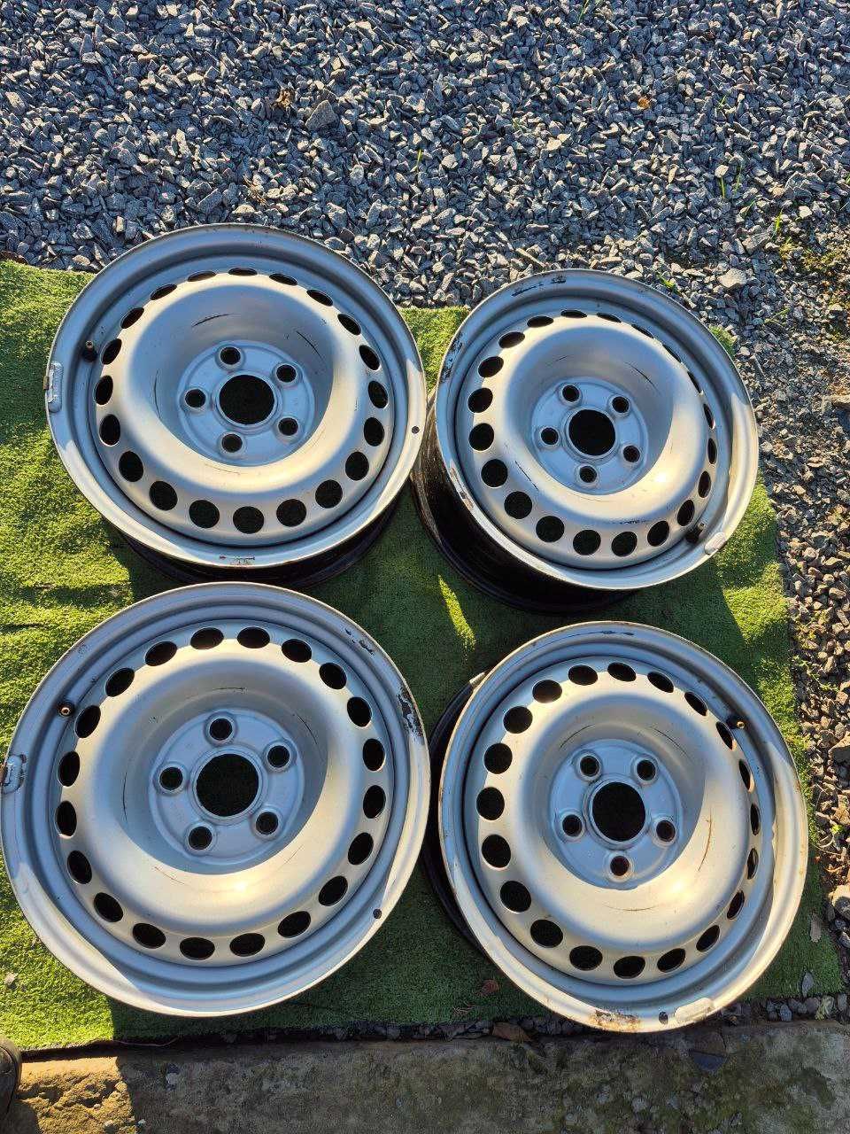Диски стальні R16 5x120 VW T5 T6