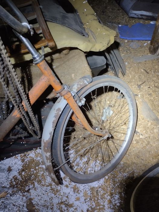 Продам раму велосипеда "Турист"и "Десна"