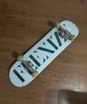 Skate completo em bom estado e usado poucas vezes