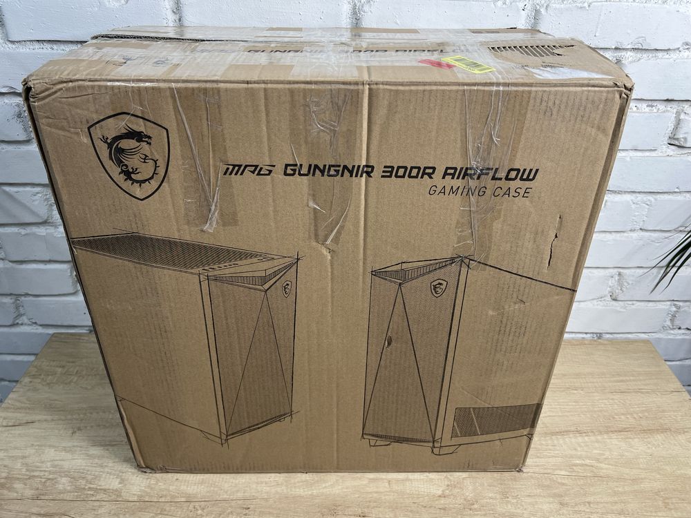 Преміальний Великий Корпус MSI gungnir 300R airflow gaming case