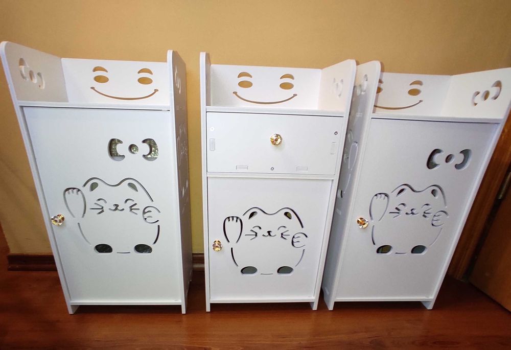 Дитяча шафа зі щасливим котиком