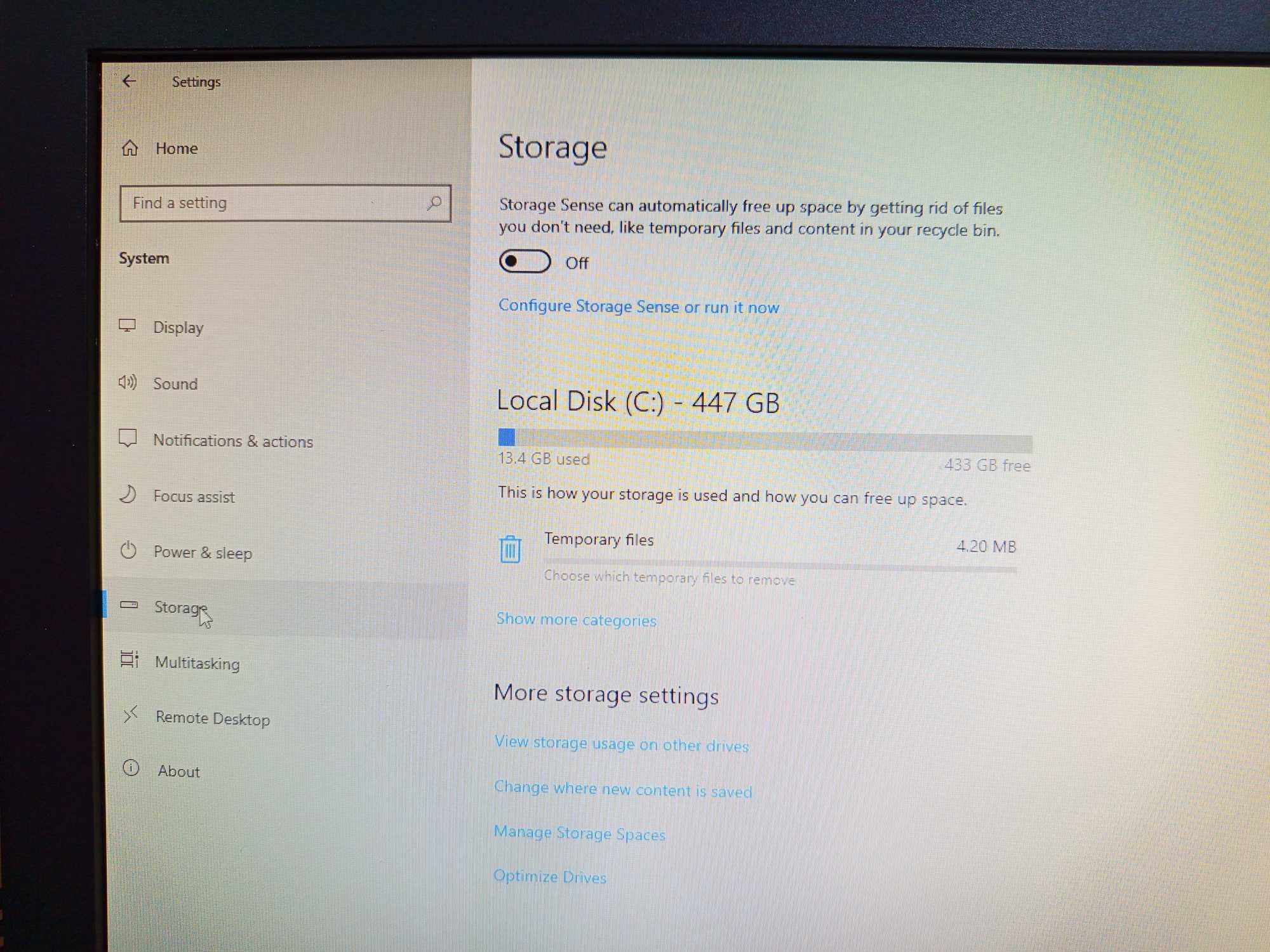 Computador ASUS AIO Pentium 2.41GHz disco SSD 480GB 21,5"
