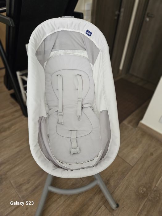 Chico baby hug 4 em 1 com kit para alimentação