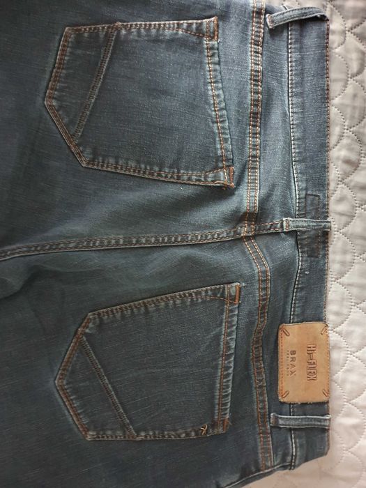 Spodnie jeans Brax