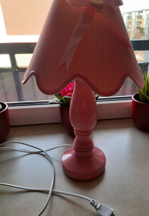 Lampka do pokoju dziecięcego dziewczynka