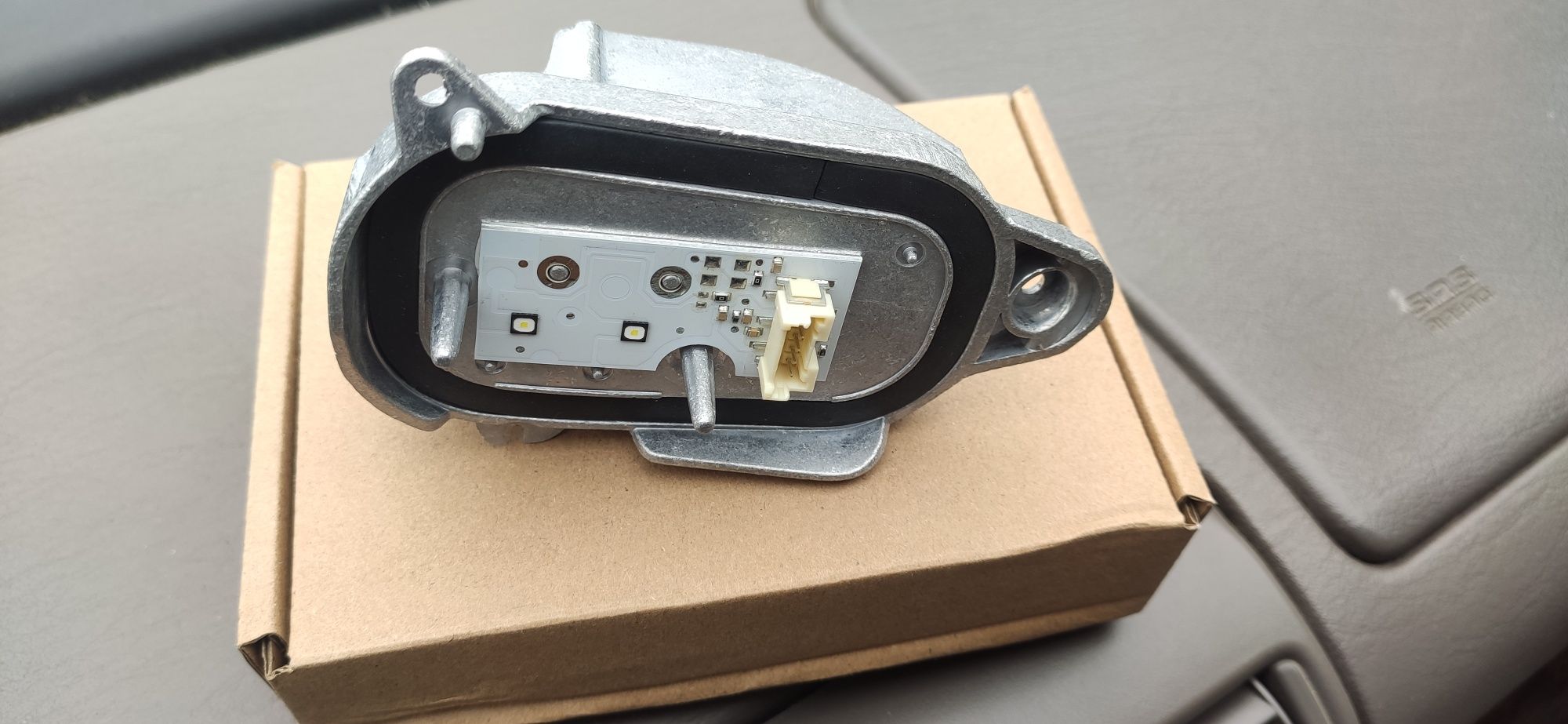 Блок ДХО DRL  Led фари Audi q5 8r0941475b a  8r0941476b a