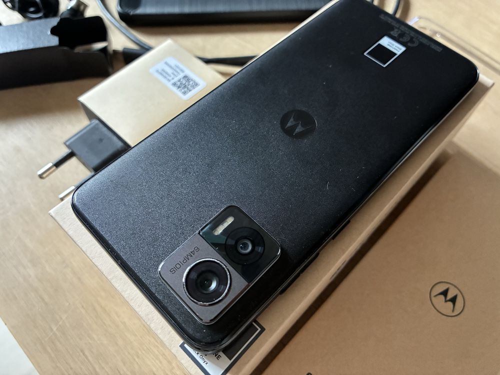 Motorola Edge 30 Neo gwarancja do 02.07.2026