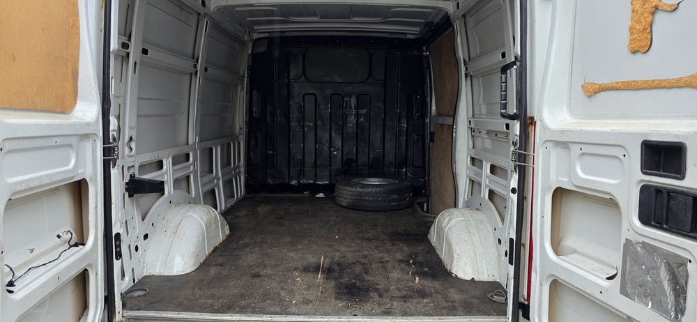 Iveco Daili 2.3 16v HPT 140ps 6 biegow 35S14 H2L2 2010 rok Zapraszam
