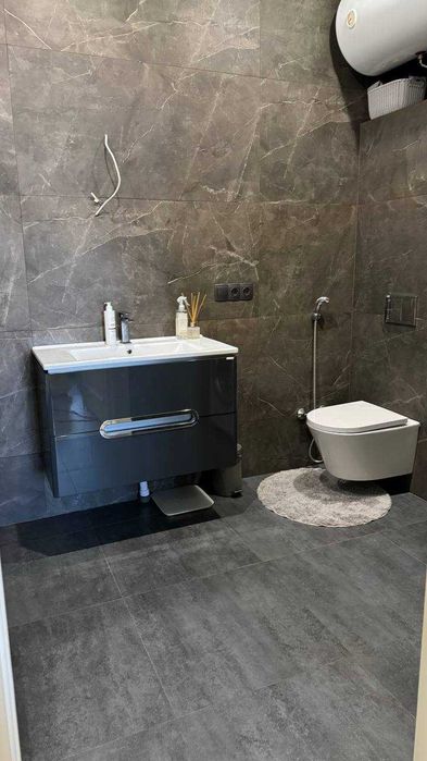 В продажу трьохповерховий таунхаус 120м2