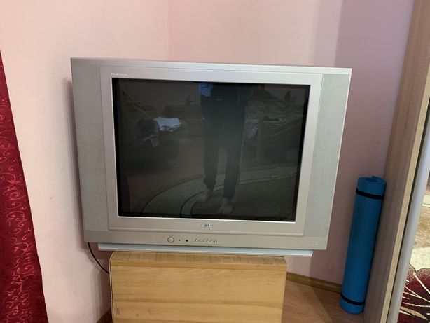 Телевізор lg великий