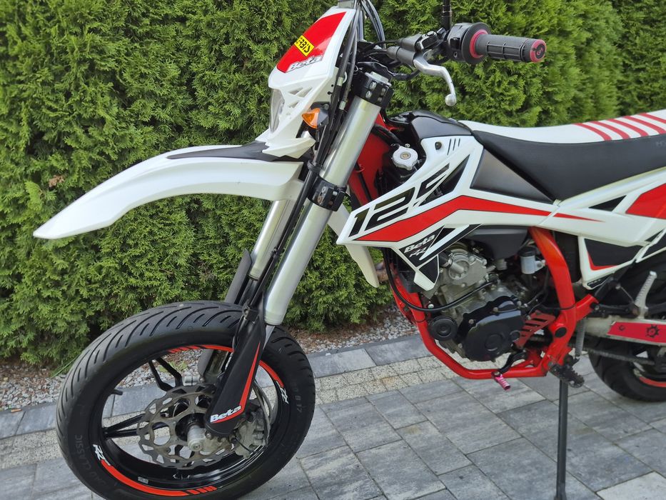 Beta RR 125 4T 2019R LIFT Super Moto  kat B a1