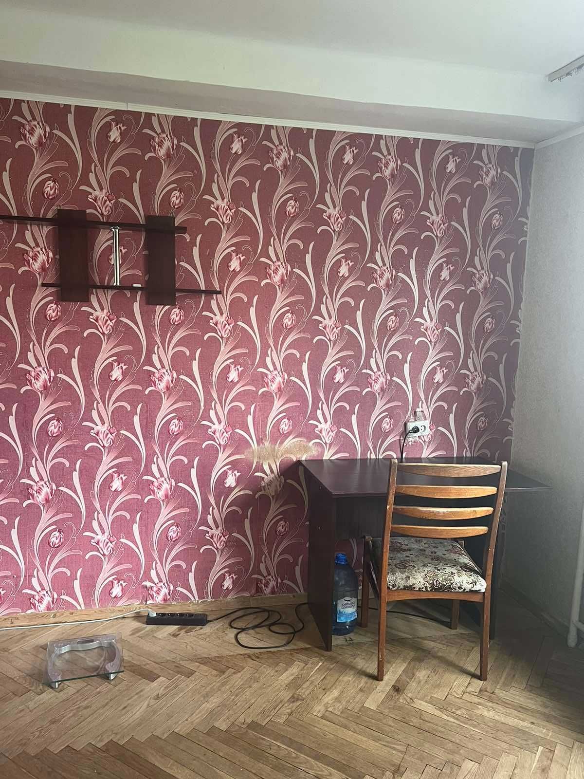 Сдам комнату в 3-х квартире КПИ