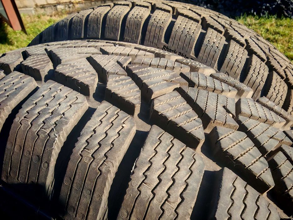 Opony zimowe 185/65 R15