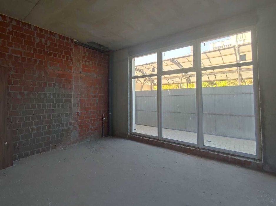 Продаж приміщення на вул. Пасічній, ЖК "SOLOWAY". Без комісії.