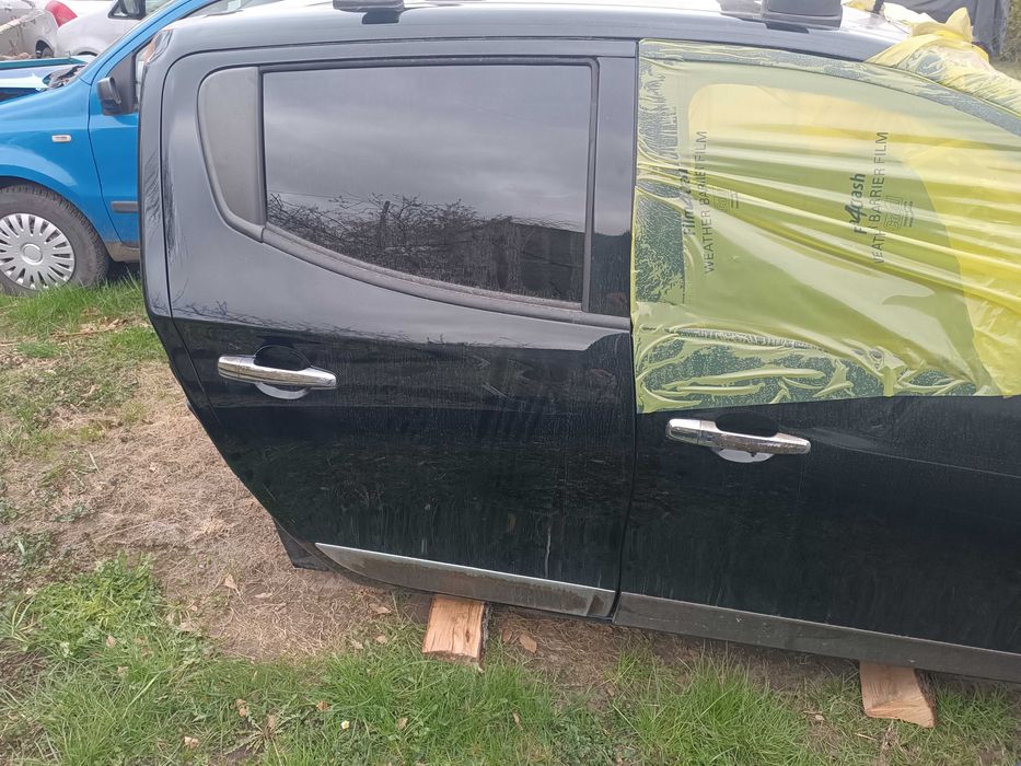 Mitsubishi L200 na części