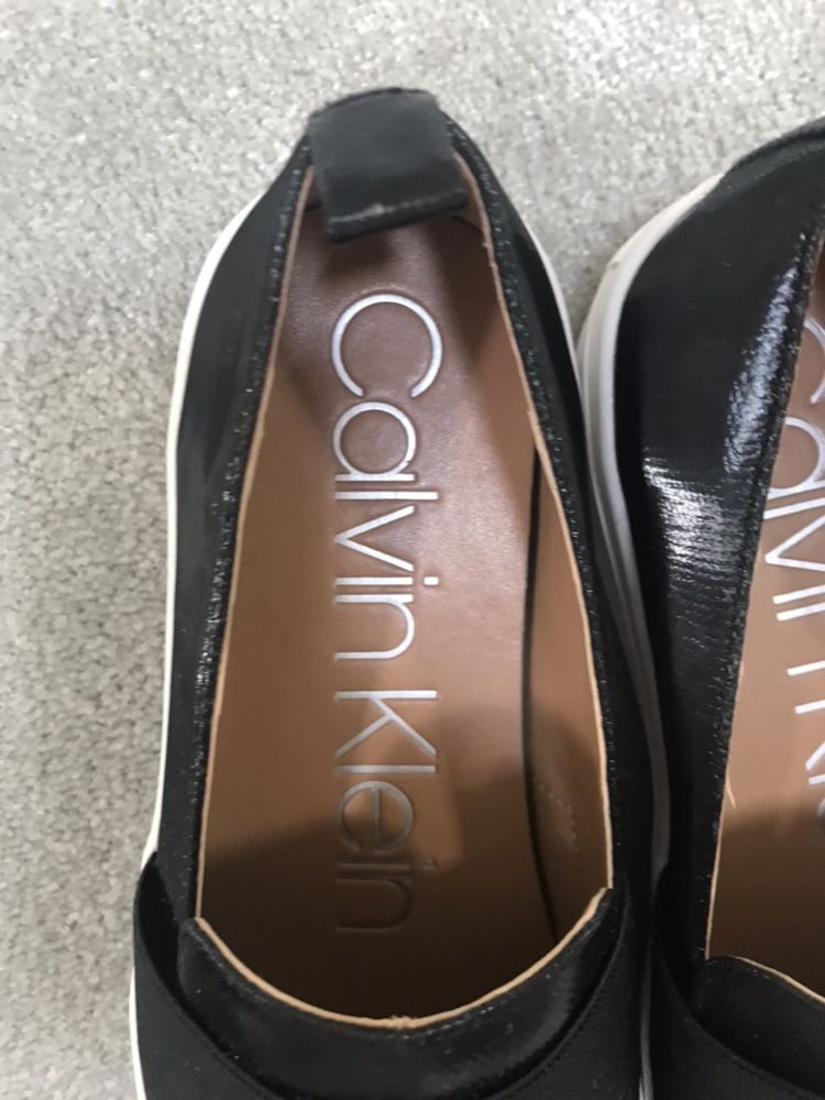Calvin Klein r.38 slip on NOWE