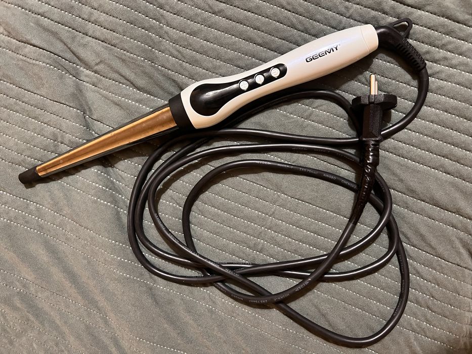 Конусна плойка для створення локонів Geemy-403 з екраном