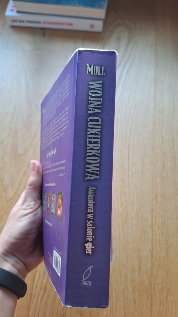 Wojna Cukierkowa Awantura w salonie Gier