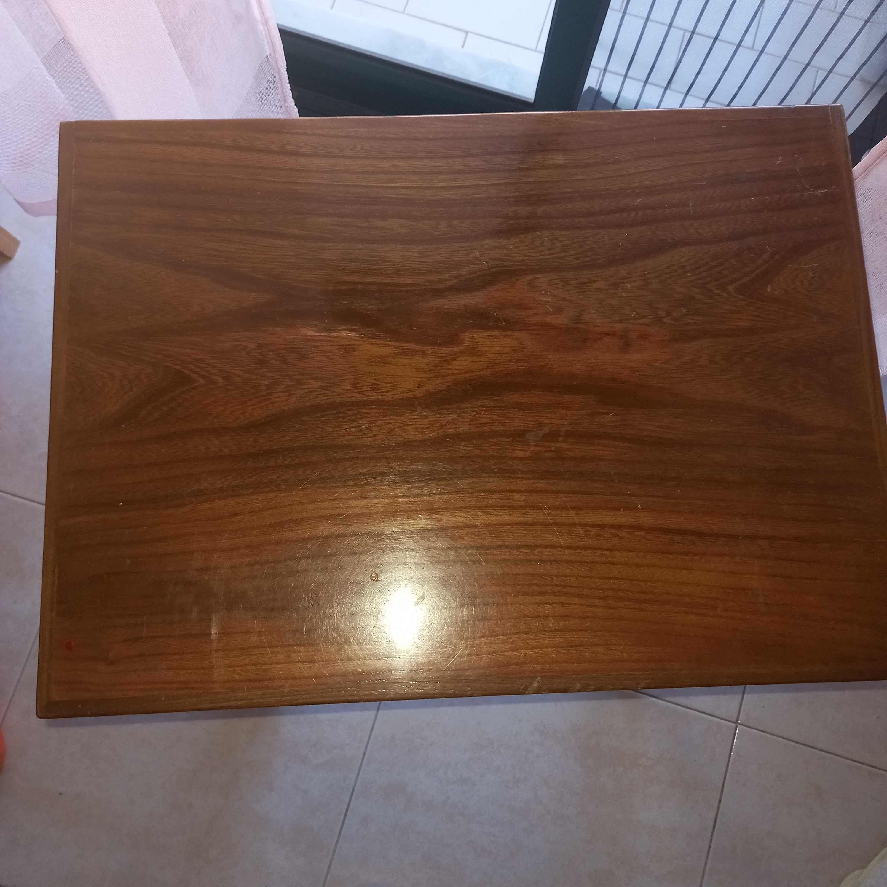 Mesa de cabeceira madeira